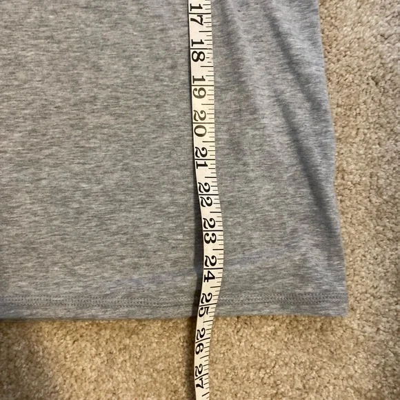 Tommy Hilfiger hoodie top. Great condition. Size medium. - Picture 4 of 6